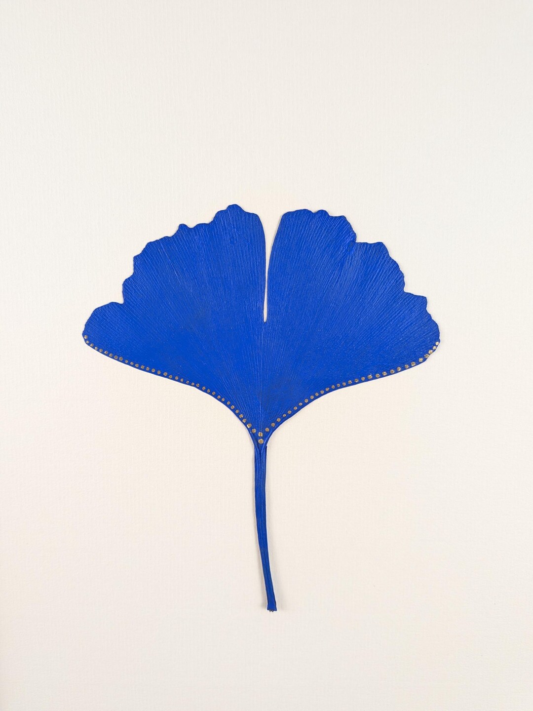 Ginkgo bleu aux détails dorés – vue 5